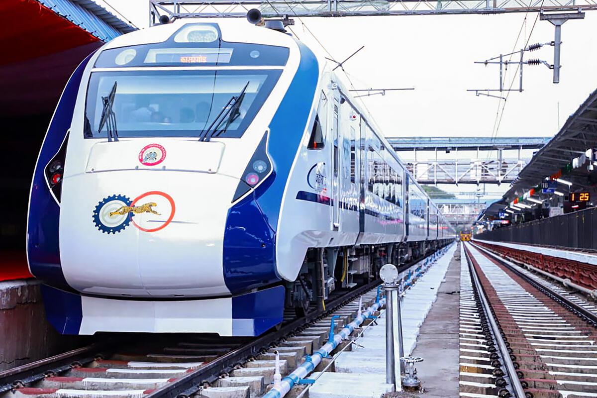 Vande Bharat Express Train Ticket Price and Timings 